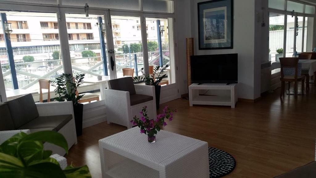 Es Nautico Suites ปอร์โตคริสโต ภายนอก รูปภาพ
