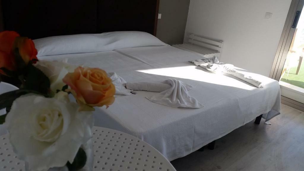 Es Nautico Suites ปอร์โตคริสโต ภายนอก รูปภาพ